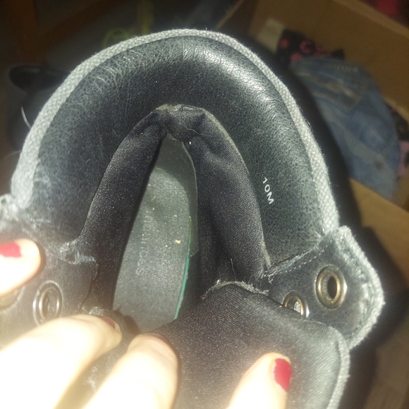 Boots - Picture 6 of 6